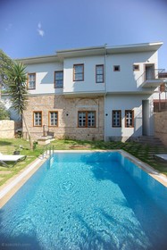 Delight Deluxe Boutique Hotel