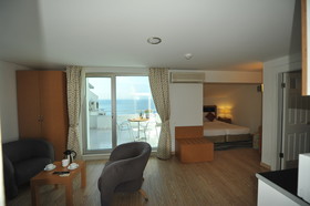 Regna Hotel