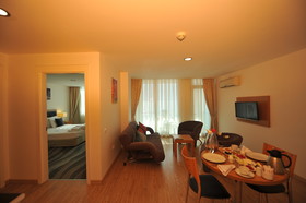 Regna Hotel