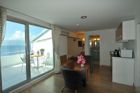 Regna Hotel
