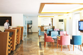 Regna Hotel