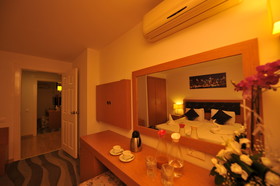 Regna Hotel