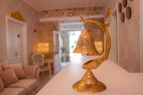 Lavin Suites Hotel