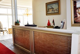 Elegance East Hotel