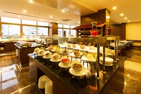SKY Business Hotel