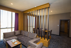 SKY Business Hotel