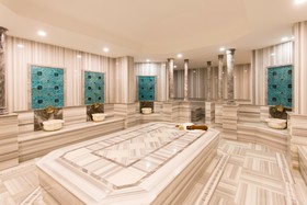 SKY Business Hotel