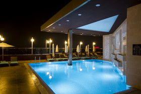 SKY Business Hotel