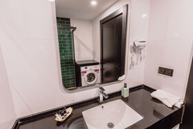 Ella Suites & Hotel