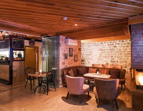 Goodman Hotel & Bistro