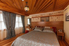 Goodman Hotel & Bistro