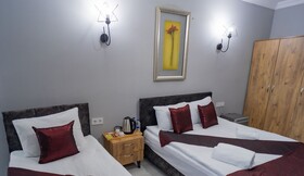 Grand Niki Hotel & Spa