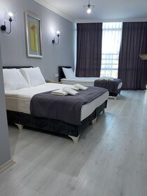Grand Niki Hotel & Spa
