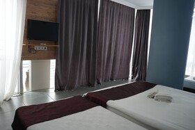 Grand Niki Hotel & Spa