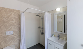 Delight Deluxe Hotel & Spa