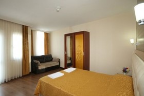 Hotel Kayalar