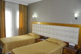 Hotel Kayalar