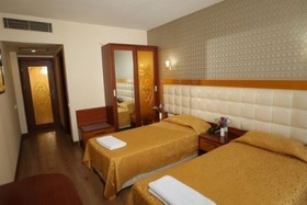 Hotel Kayalar