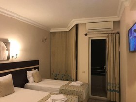 Hotel Luna