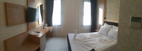 Isnova Hotel