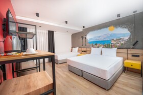 Just Inn City Hotel