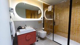 Just Inn City Hotel