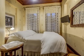 Kauçuk Hotel