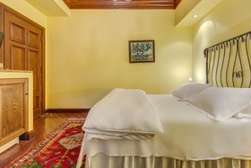 Kauçuk Hotel