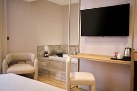 La Maja Hotel
