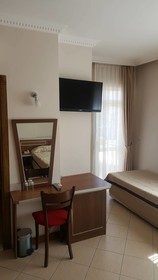 Lemon Hotel