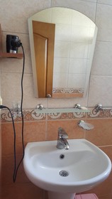 Lemon Hotel