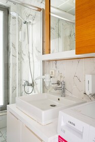 Loi Suite