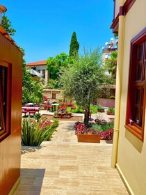 Necip Bey Konagi Hotel