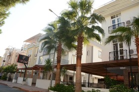Serenity Suit Hotel