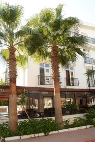 Serenity Suit Hotel