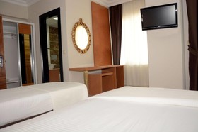 Serenity Suit Hotel