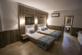 Oscar Garden Hotel