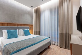 Perge Pine Green