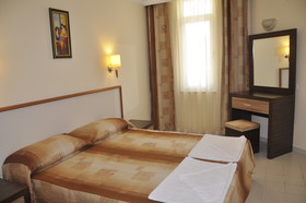 Primera Hotel & Apt