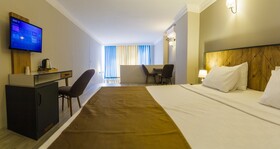 Privado Hotels