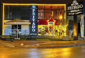 Privado Hotels
