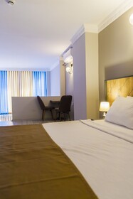 Privado Hotels