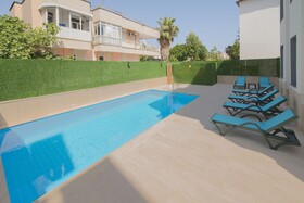 Pure Blanche Hotel