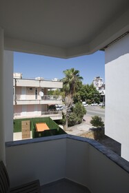 Pure Blanche Hotel
