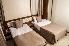 The Corner Park Hotel