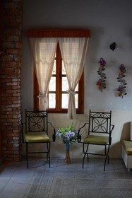 Otel Wood House