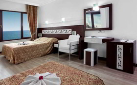 Pacco Sea & City Hotel
