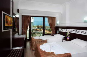 Pacco Sea & City Hotel