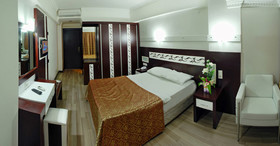 Pacco Sea & City Hotel