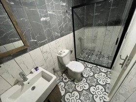 Seven City Hotel